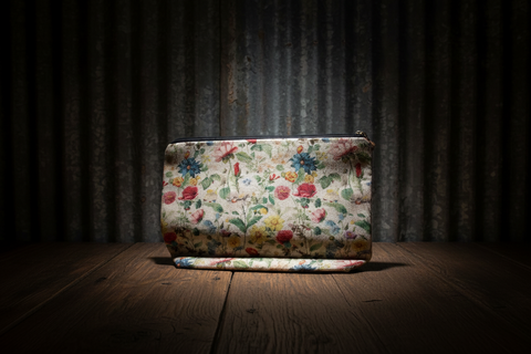 Wildflower Zippered Makeup Bag – By Almosta Bee Farm