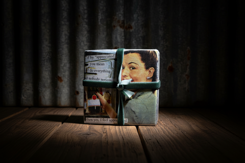 Outrageously Mille Retro Housewife Coaster Set