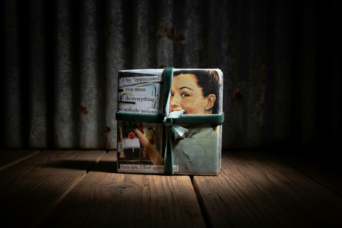 Outrageously Mille Retro Housewife Coaster Set