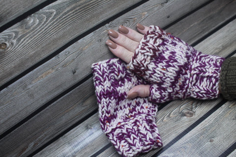 Burgundy & White Fingerless Mitts Size OSFA Acrylic Knitted Gloves