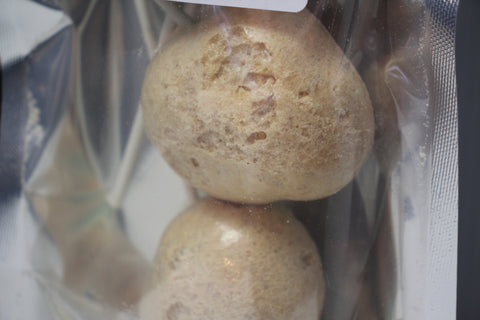 Alien Eggs – Freeze-Dried Caramel Apple Pops
