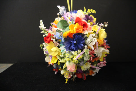 Multi-Color Red Brick Wreaths Decorative Pieces