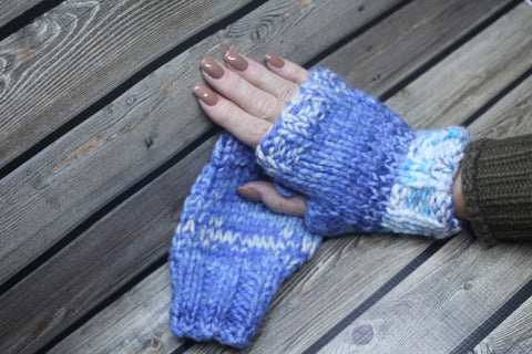 Light Blue Fingerless Mitts Size OSFA Acrylic Knitted Gloves