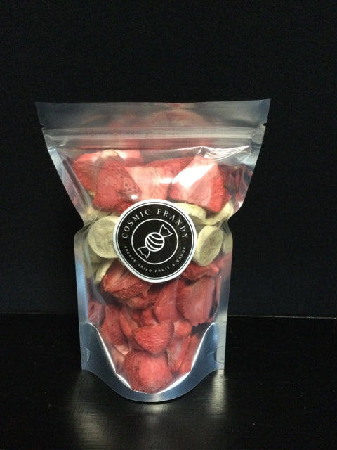 Freeze Dried Organic Strawberries & Bananas by Cosmic Frandy