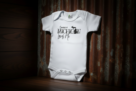 Blue 12-18 mths Someone in Michigan Baby Onesie from Center Road Studio