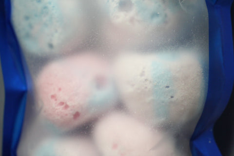 Galaxy Bites – Freeze-Dried Cotton Candy Taffy