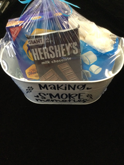 Making S'more Memories by Plum Pallet
