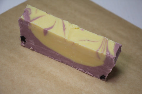 1/4 Pound Lemon Blueberry Swirl Armada Fudge