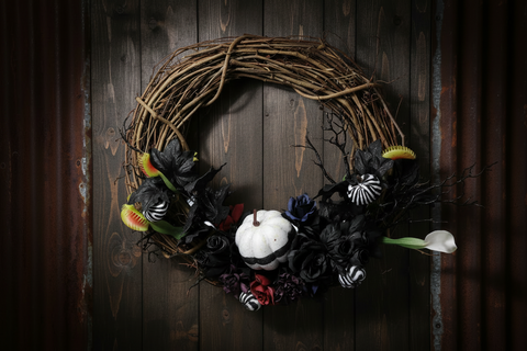 Hauntingly Fun Halloween Wreath