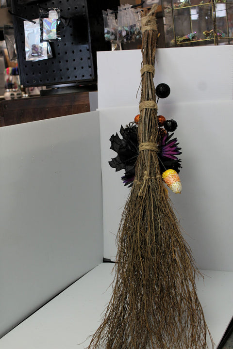 Candy Corn Witch Broom – Vanilla Scented