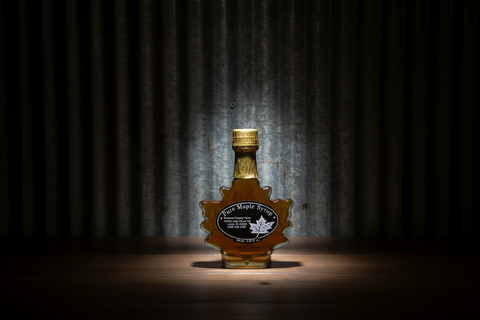3.38 A Pure Michigan maple syrup Glass leaf bottle - Golden