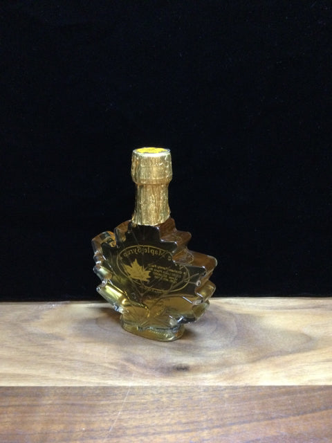 3.38 A Pure Michigan maple syrup Glass leaf bottle - Golden