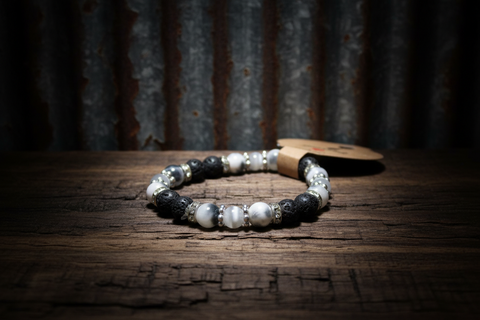 Black and White Beaded Medium Wrist Defuser Bracelet