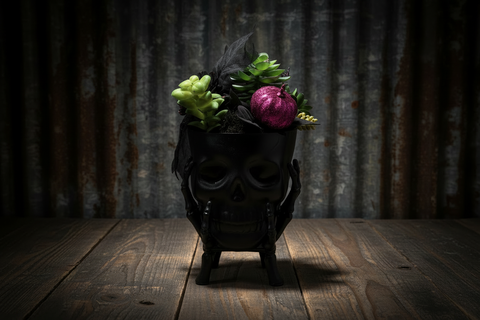Gothic Skull Halloween Planter Décor