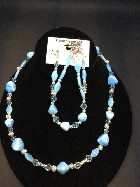 Blue Necklace, Bracelet and Earring set by Pirate Booty and Crystal Treasures