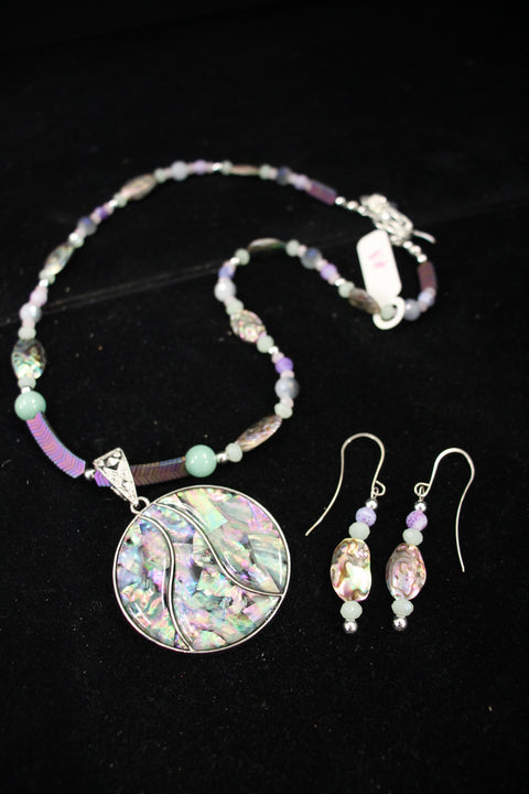 Outrageously Millie Abalone Trishell Pendant Jewelry Set