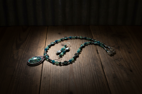 Outrageously Millie Oval Abalone Pendant Necklace and Earring Set