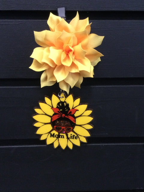 Sunflower Mom Life Vent Clip by June Bugs